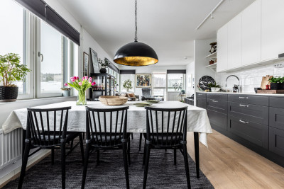  Östra Kyrkogatan 64