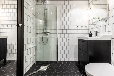  Västra Kyrkogatan 23