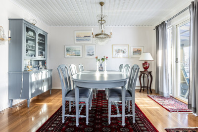  Björnbärsvägen 18