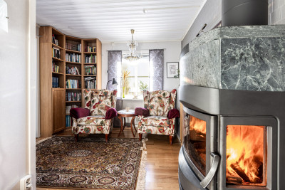  Björnbärsvägen 18