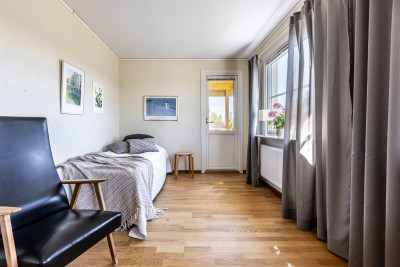  Körsbärsvägen 18