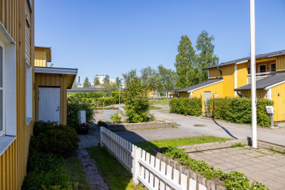  Körsbärsvägen 18