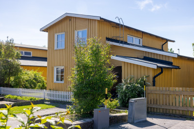  Körsbärsvägen 18