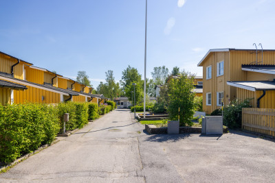  Körsbärsvägen 18