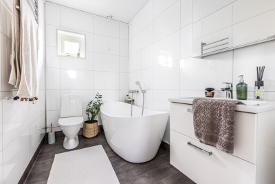 Badrum uppe Polstjärnegatan 38A