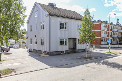  Östra Kyrkogatan 30A