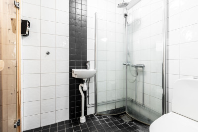 Föreningens bastu/dusch Rönnbärsstigen 14